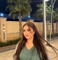 New Iraqi lady Full services - escort in Doha Photo 2 of 6