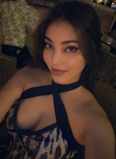 Hency - escort agency in Lucknow Photo 1 of 4