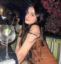 Hency - escort in Pondicherry