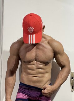 Hendri - Acompañantes masculino in Jakarta Photo 4 of 8