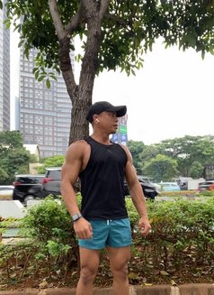 Hendri - Acompañantes masculino in Jakarta Photo 5 of 8