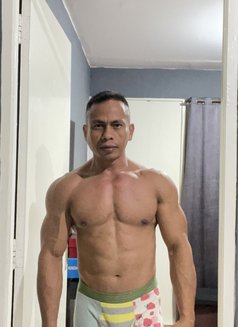 Hendri - Acompañantes masculino in Jakarta Photo 6 of 8