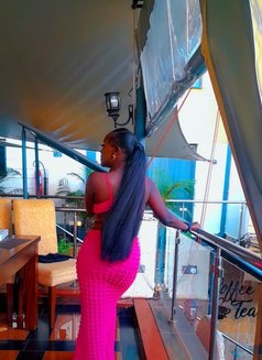 Henessy - puta in Nairobi Photo 2 of 4