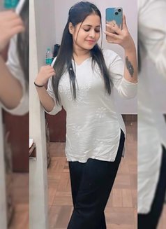 Henika - escort in Visakhapatnam Photo 2 of 4