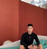 Henry - Male escort in Shanghai