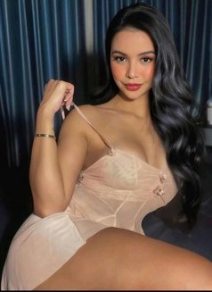 Henry - masseuse in Muscat Photo 5 of 7