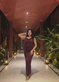 Hensi - escort in Bangalore Photo 1 of 4