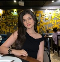 Hensy - escort in Lucknow