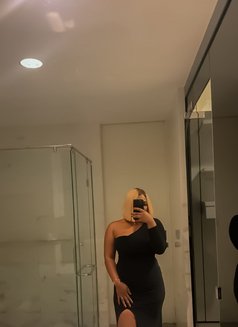 Her Bossbabe - puta in Kuala Lumpur Photo 2 of 6