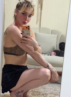 Hera Trans - Male escort in İstanbul Photo 5 of 7