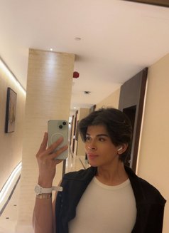 Herbert_XXL - Male escort in İstanbul Photo 12 of 15