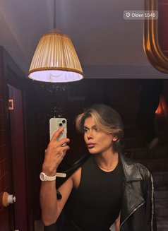 Herbert_XXL - Male escort in İstanbul Photo 7 of 7