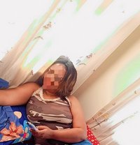 Here is Tatiana am in Tambaram - puta in Chennai