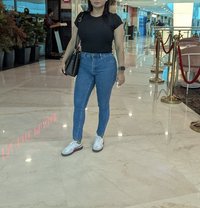 Curvy Herlin - cam session only - escort in Mumbai