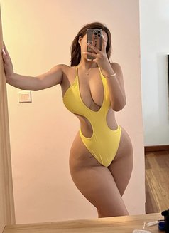 Hery - puta in Doha Photo 2 of 6