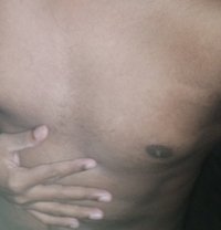 Hesh Vithanage - Male escort in Colombo