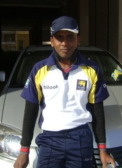 Heshan - Male escort in Colombo Photo 1 of 5