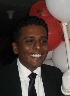Heshan - Acompañantes masculino in Colombo Photo 3 of 5