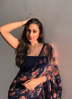 Hetal - escort in Ahmedabad Photo 1 of 3