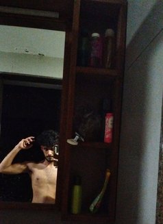 Hetansh - Male escort in Mumbai Photo 7 of 10