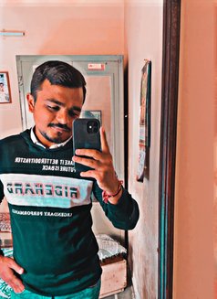 Hetansh - Male escort in Ahmedabad Photo 5 of 6