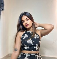 Heena - escort in Chennai Photo 1 of 4