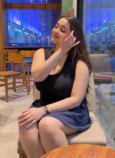 Hetvi - escort in Chennai Photo 2 of 5