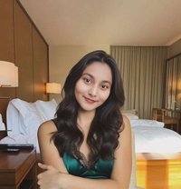 Hetvi Sinha - escort in Frankfurt