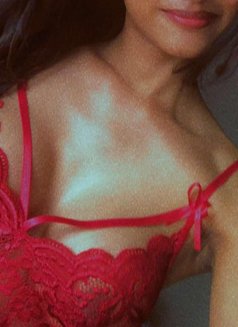 Hexa shemale - Transsexual escort in Kochi Photo 5 of 5