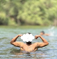 Hey Adiii Here - Intérprete masculino de adultos in Mumbai