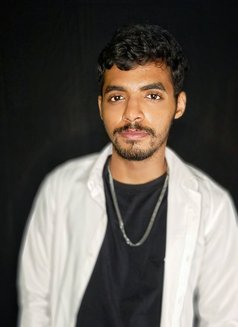 Bangalore’s Elite Boy – Real Meets & Onl - Male escort in Bangalore Photo 13 of 13