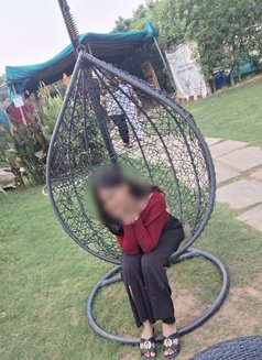Hey I Am Available for Cam or Real Meet - puta in New Delhi Photo 4 of 4