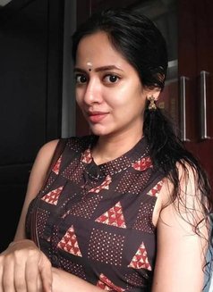 Hey I Am Shreya Doorstep in Call 24x7 - escort in Bangalore Photo 1 of 4