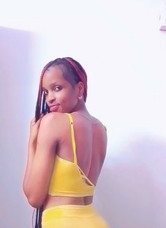 Heyzy - escort in Gurgaon Photo 4 of 4