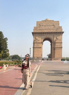 Hezal - Transsexual escort in Mumbai Photo 3 of 9