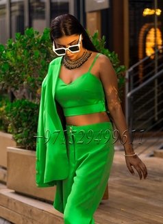 Aashna (Indian Model) - escort in Dubai Photo 3 of 20