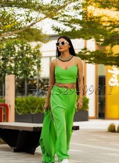 Aashna (Indian Model) - escort in Dubai Photo 6 of 20