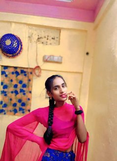 Hhggffggggihh U - Transsexual escort in Hyderabad Photo 1 of 1