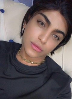 ملوكي - Male escort in Jeddah Photo 3 of 4