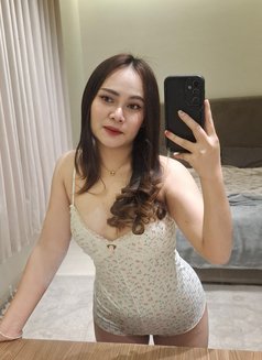 Hhl - puta in Khobar Photo 5 of 7