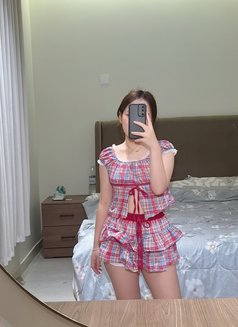 Hhl - puta in Khobar Photo 1 of 2