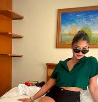 Hi Class Russians and Top Indian Model - puta in Chennai