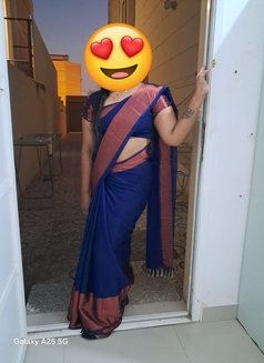 Hi darling I'm Monica tamil ponu service - escort in Doha Photo 2 of 4