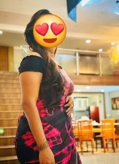 Hi darling I'm Monica tamil ponu service - escort in Doha Photo 6 of 10