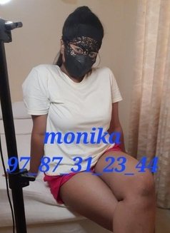 Hi Darling Monica Here Tamil Ponu Servic - escort in Dubai Photo 1 of 6