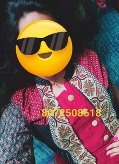 Hi Everyone I'm Riya Tamil Ponu Escort - escort in Doha Photo 1 of 2