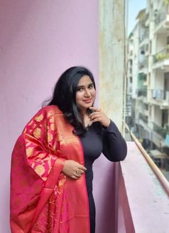 Hi Fi Mallu Girls Escorts Available - escort in Kochi Photo 5 of 5