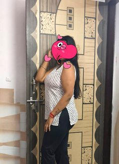 Hi. I Am Divisha for cam and real - escort in New Delhi Photo 7 of 7