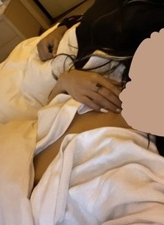 Satisfaction is just a message away - Male escort in Mumbai Photo 3 of 9