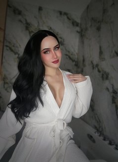 Now in Abu Dhabi from Thailand🇹🇭 - Transsexual escort in Abu Dhabi Photo 3 of 6